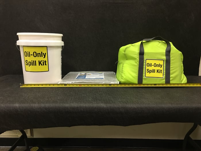 5 gallon spill bucket, SmooshKit & Duffel (1).jpg